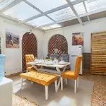 Lovely Studio Rooms In Runda, Astar Homestays