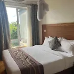 Elegant, Serene Furnished And Serviced Apartment.