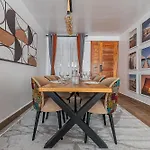 Macgregor Apartment