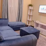 Dayo Suites And Hotel