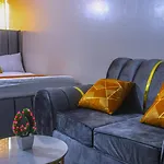 Amazing Cozy Studio Near Jkia Airport