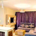 Reata Apartment Hotel