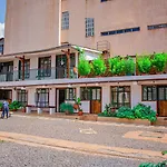 Belaire Bnb Ruaka 1
