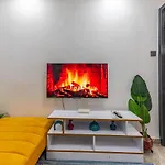 Cozy Kilimani Apartment With Washing Machine And Gym
