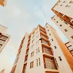 Racecourse Gardens Furnished Apartments