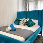 Pazoori Golden Smart Furnished Apartment Kilimani