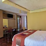 Spurwing Guest House