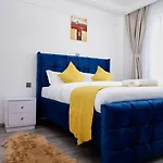 Alina Ridge Luxe Apartment