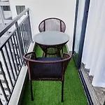 Alina Ridge Luxe Apartment