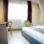 Raha Suites - Westlands