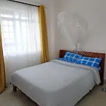 Leo Space Apartment