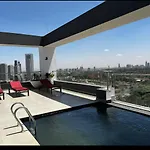 Lifestyle Studio Apartment Escada 101 With Balcony