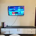 Kipepeo Modern Apartment-1Br Behind Imaara Mall Near Jkia
