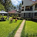 Teresita Karen-Giraffe Site