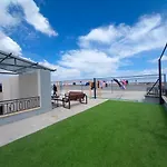 Breezy Tsavo 309