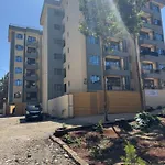 Rues Homestay Triple R Ruaka