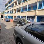 Au Village Home