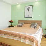 Laurel Hill Suites