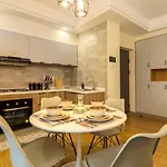 Supreme Living Apartments With Amazing City Views,Swimming Pool, Fully Equipped Gym, Ample Parking Space And Proximity To Major Shopping Malls