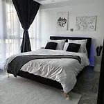 Laizer Unique Homes