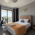 Zanzi Luxury Apartment