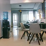 Pearl By Edmor Suites