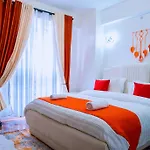 Urban Vibes Getaways - Premium Westlands Nairobi Apartment With Luxury Amenities