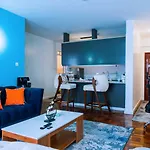 Urban Vibes Getaways - Premium Westlands Nairobi Apartment With Luxury Amenities