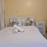1,2Br Museum Hill Apartment With Gym Fitness