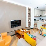 Ulwazi Place Hotel By Trianum