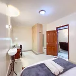 White House Lakz Homes