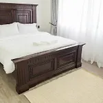 Comfort Three Bedroom Apartment With Servant Quarter, Gym ,Children Play Area ,Rooftop Football Pitch, Coffee House, Restaurants, Garden And Amazing Scenic Views In Kileleshwa