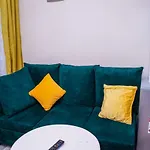 Stylish Studio Apartment-Tsavo Roysambu