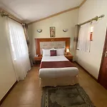 Villa Leone Boutique Hotel
