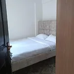 Pazuri Apartment