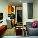 Airport Ready Comfort At Dto Luxe Near Jkia & Sgr