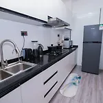 Modern Retreat Apartment With Swimming Fully Equipped Gym Private Parking Space And A Relaxing Rooftop With Amazing City Views