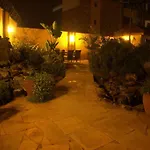 Osinkirri Hotel Kilimani