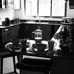 Suite Life Serviced Apartments