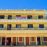 Saboti Hotel