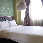 Ash White Hotel