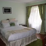 Adies Garden Suites