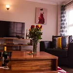 Huku Qwetu - City Sea Breeze Apartment