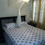 Lovely 1 Bedroom Apartment