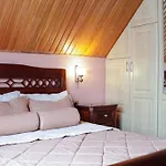 Almond Court Apartment