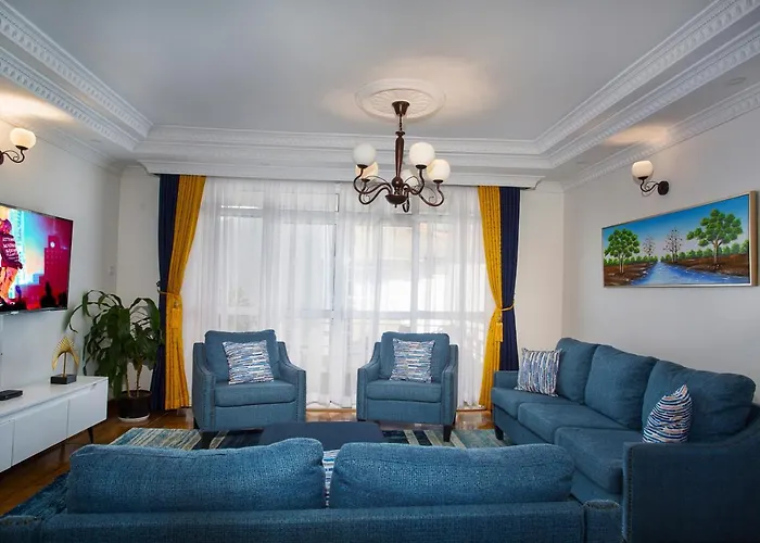 Luxel Suites By Homes By Della