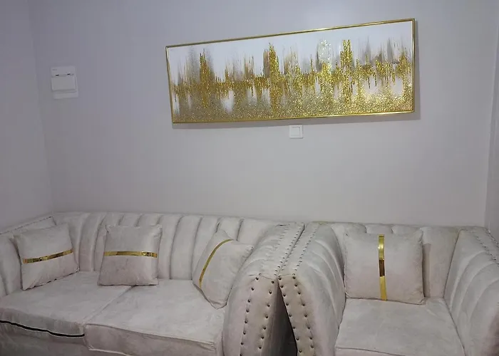 Small 1 Bedroom At Tsavo Skywalk