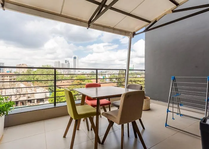 Spacious Studio Apartment With Balcony At Escada