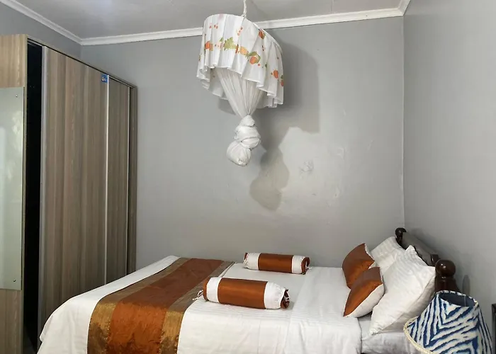 Quaint One Bedroom Guest House Near Main Airport