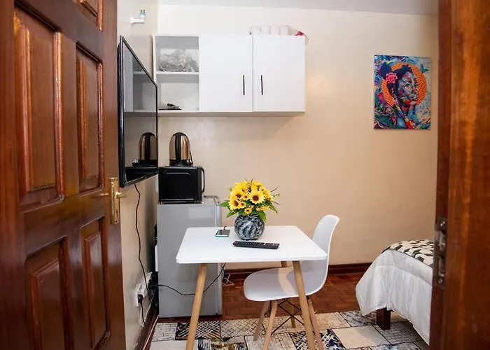 Lovely Studio Apartment With Free Parking Space.